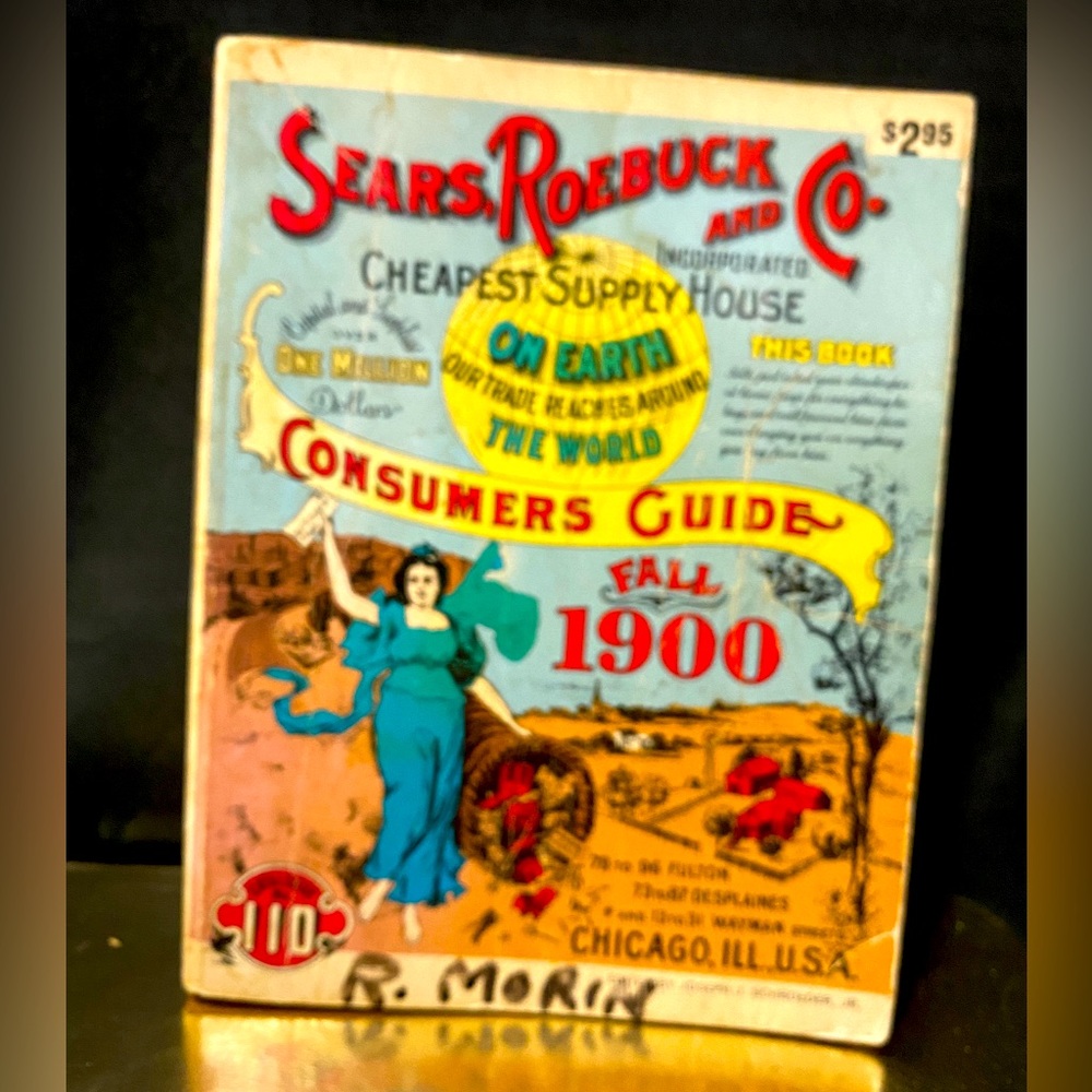SEARS, ROEBUCK AND CO. CONSUMER GUIDE FALL 1900 PAPERBACK BOOK REPRINTED 1970